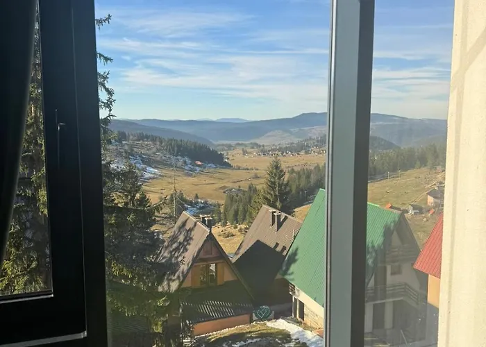 Grand View Apartment *